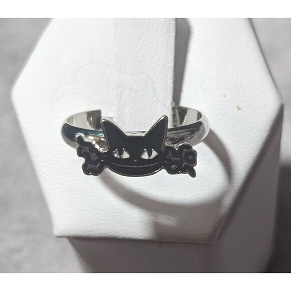 Gothic Spooky Cat Black And Silver Tone Adjustable Ring Size 7 1/2 - Picture 1 of 9